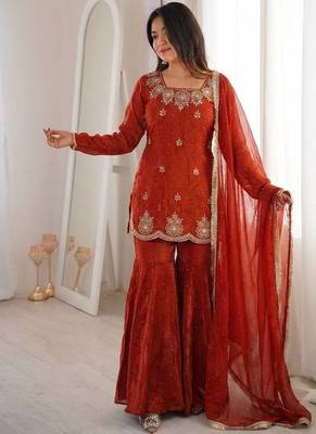 Womens new fancy embroidery sequence work with zarkan diamond work kurta set 3