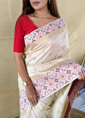 White Color Multithread And  Rich zari weaving Work art silk saree 3