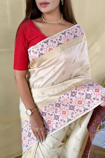 White Color Multithread And  Rich zari weaving Work art silk saree