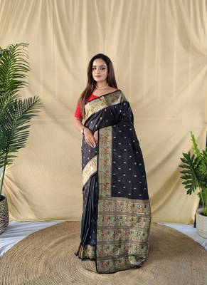 Black Color silver zari chaap weaving Work art silk saree 1