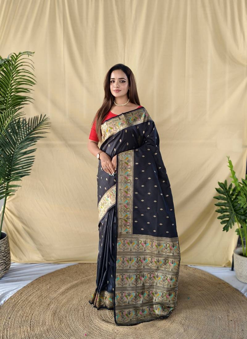 Black Color silver zari chaap weaving Work Silk Saree