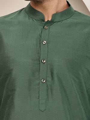 green viscose silk kurta pyjama set with full sleeve design 5