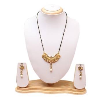 Crescent Shape floral kundan Mangalsutra Set 2