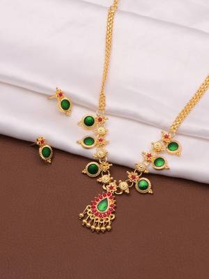 gold brass necklace set with green pendant work
 4
