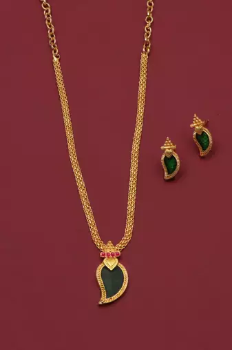 gold brass necklace set with green stone pendant
