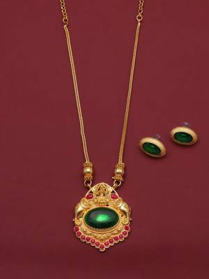 gold metal necklace set with green stone work 2