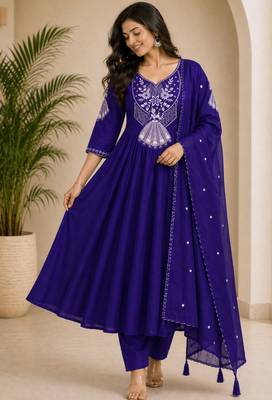 violet silk blend kurta set with woven work design 3