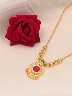 gold plated brass necklace with stone pattern 3