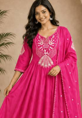 pink silk blend kurta set with thread embroidery 2