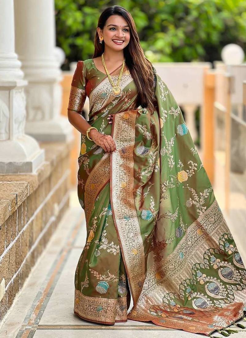 Mehndi Green Color zari weaving Work Silk Saree