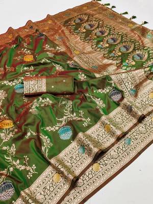 Mehndi Green Color zari weaving Work art silk saree 3