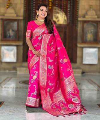Pink Color zari weaving Work art silk saree 1
