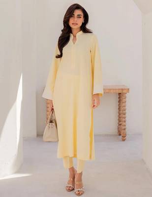 Yellow chanderi silk heavy thread embroidery on sleeve and dupatta kurta pant set 2