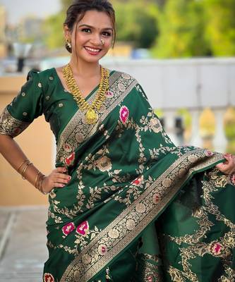 Green Color  zari weaving Work  art silk saree 2