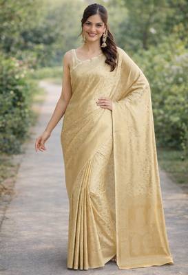 Off white silk blend banarasi saree with unstitched blouse piece 3