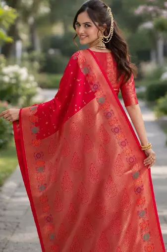 Pink silk blend banarasi saree with unstitched blouse piece