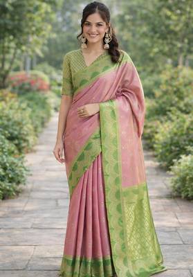 Pink silk blend banarasi saree with unstitched blouse piece 2