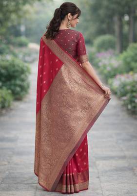 Pink silk blend banarasi saree with unstitched blouse piece 4