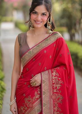 Pink silk blend banarasi saree with unstitched blouse piece 1