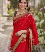 Red silk blend banarasi saree with unstitched blouse piece