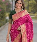 Pink silk blend banarasi saree with unstitched blouse piece