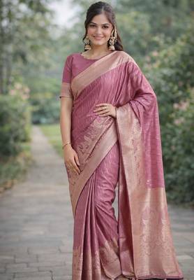 Onion silk blend banarasi saree with unstitched blouse piece 3