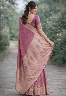 Onion silk blend banarasi saree with unstitched blouse piece 4
