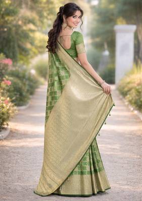 Mehendi silk blend banarasi saree with unstitched blouse piece 5