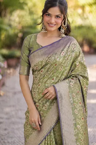 Pista soft silk banarasi jacuard work designer party wear saree with unstitched blouse piece
