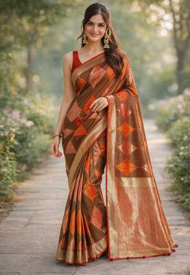 Green silk blend banarasi saree with unstitched blouse piece 3