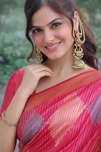 Light pink silk blend banarasi saree with unstitched blouse piece
