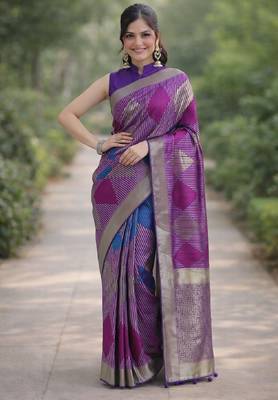Purple silk blend banarasi saree with unstitched blouse piece 3