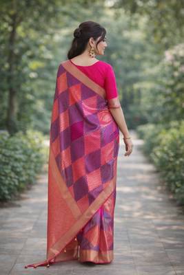 Wine silk blend banarasi saree with unstitched blouse piece 4