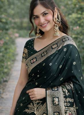 Green silk blend banarasi saree with unstitched blouse piece 1