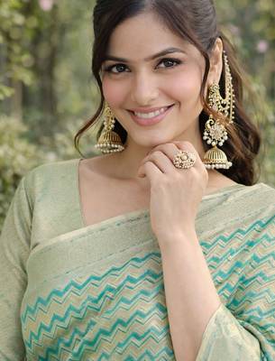 Rama silk blend banarasi saree with unstitched blouse piece 2