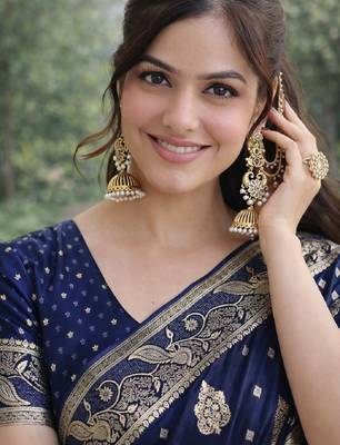 Blue silk blend banarasi saree with unstitched blouse piece 2