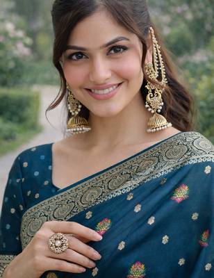 Rama silk blend banarasi saree with unstitched blouse piece 2