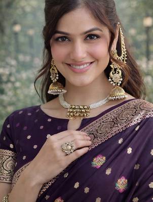 Plum silk blend banarasi saree with unstitched blouse piece 2