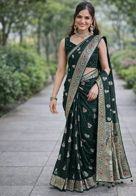 Green silk blend banarasi saree with unstitched blouse piece 3