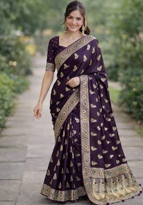 Plum silk blend banarasi saree with unstitched blouse piece 3