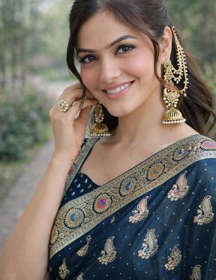 Rama silk blend banarasi saree with unstitched blouse piece 2