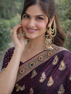 Wine silk blend banarasi saree with unstitched blouse piece 2