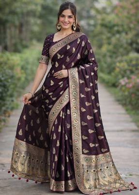 Wine silk blend banarasi saree with unstitched blouse piece 3