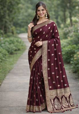 Maroon silk blend banarasi saree with unstitched blouse piece 3