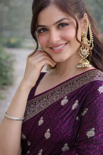 Wine silk blend banarasi saree with unstitched blouse piece