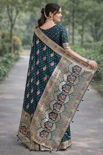 Rama silk blend banarasi saree with unstitched blouse piece
