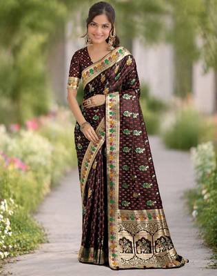 Maroon silk blend banarasi saree with unstitched blouse piece 4