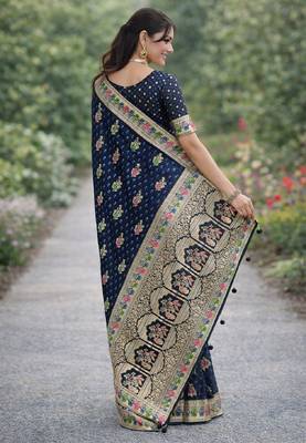Blue silk blend banarasi saree with unstitched blouse piece 4