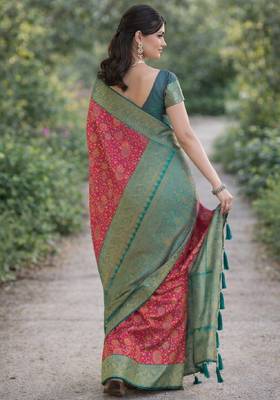 Pink silk blend banarasi saree with unstitched blouse piece 4