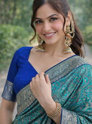 Sky blue silk blend banarasi saree with unstitched blouse piece 2